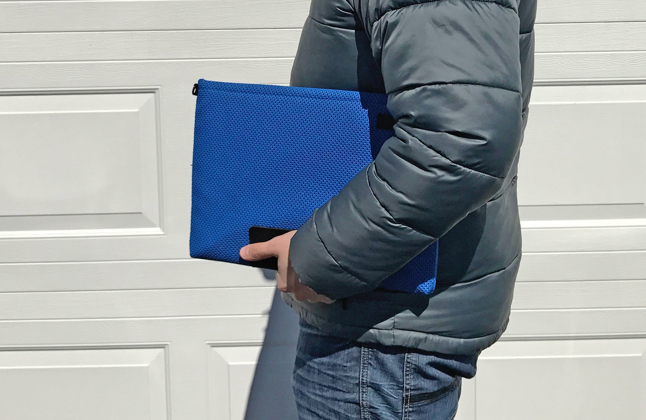 The Maxwell Sleeve holds the 2016 MacBook Pro perfectly.