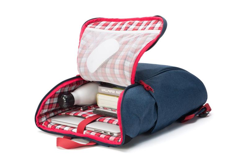 book daypack navy-red backpack internals