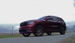 The 2017 Dodge Durango performance is good even with the base V-6.