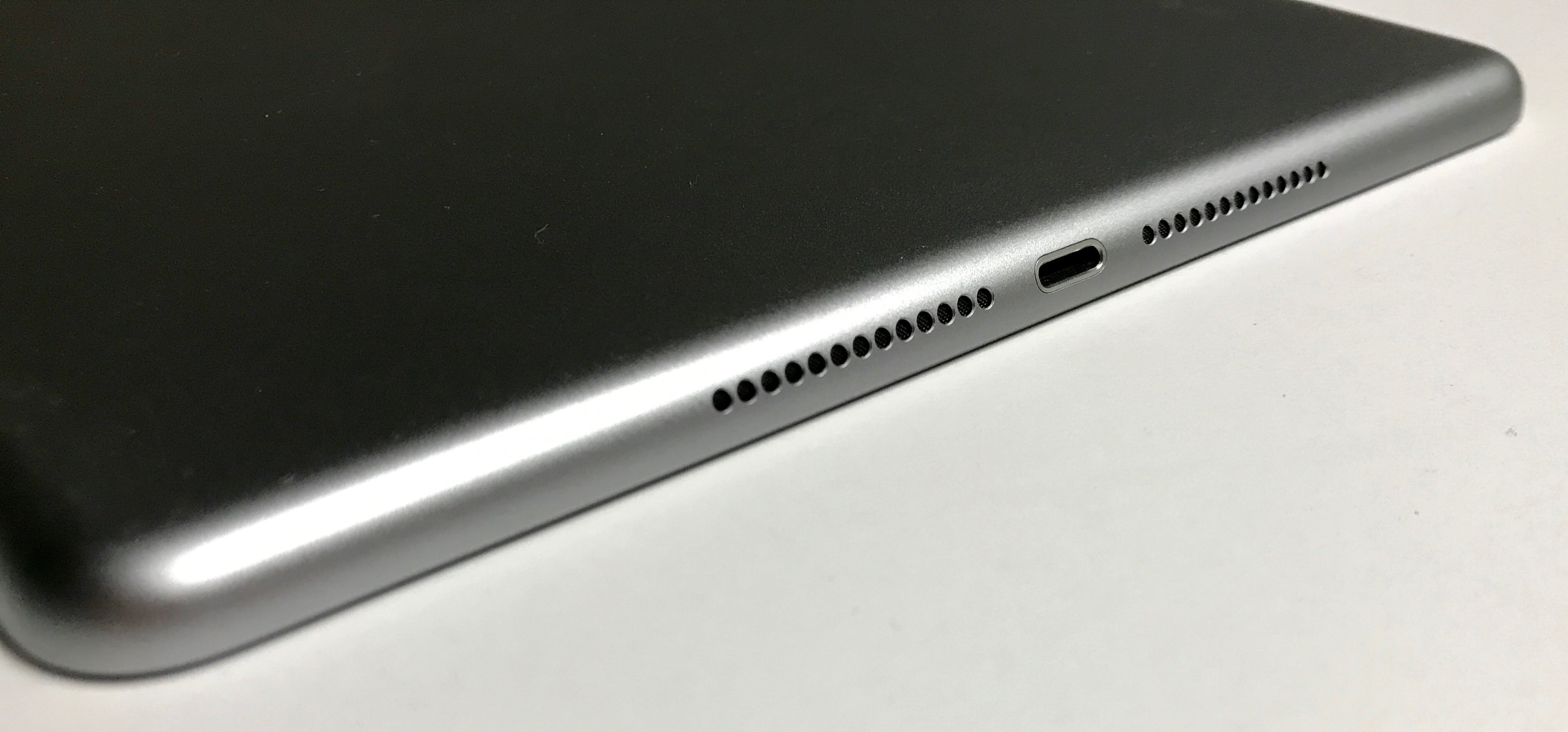 New 2017 iPad Review Apple Offers a Budget Tablet