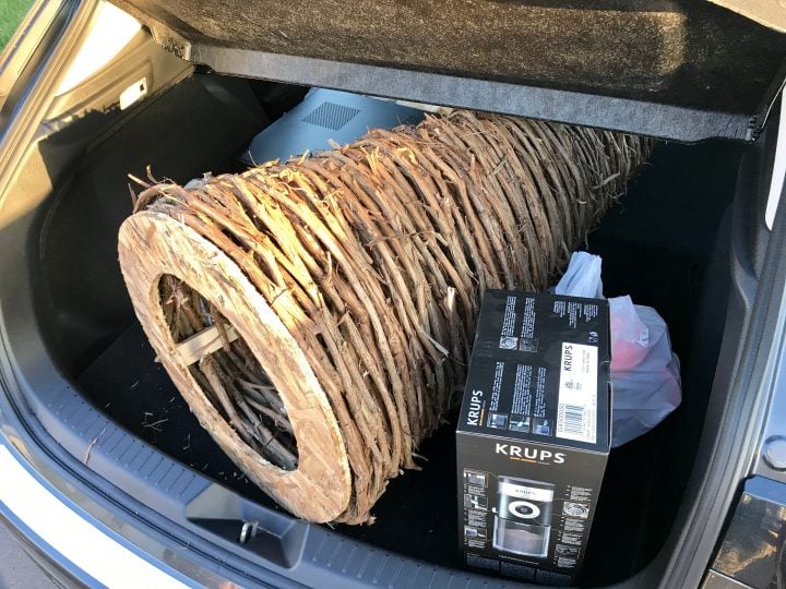 You can carry a lot of cargo thanks to the hatchback.