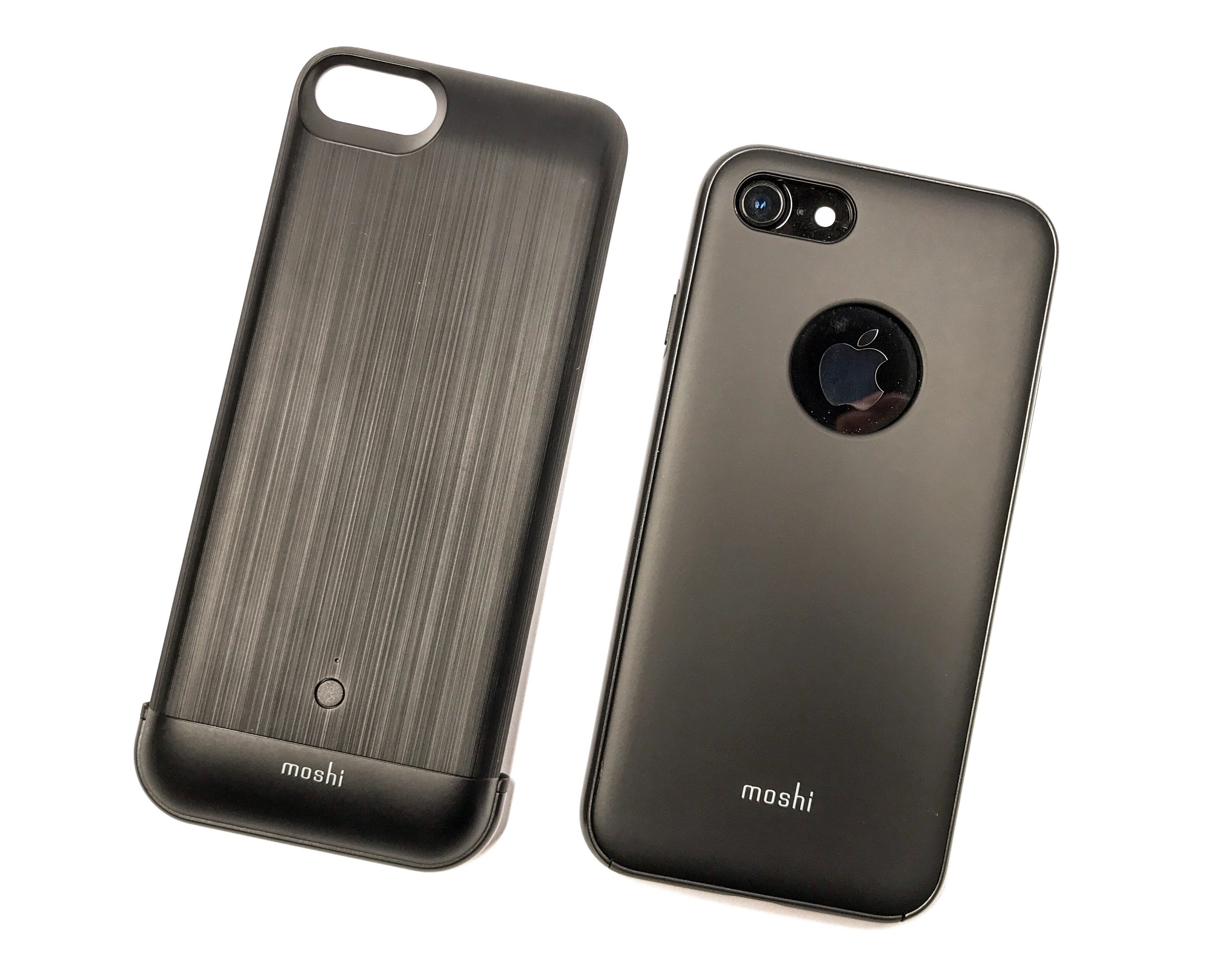 The Moshi IonSuit solves one of the biggest problems with battery cases.