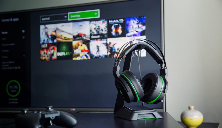 the new PS4 & Xbox One Razer Thresher Ultimate headphones support 7.1 surround.