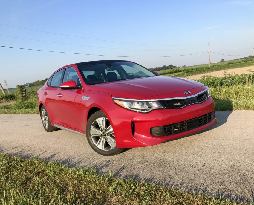 We prefer a bolder look, but the Optima's design is still modern and pleasing. 