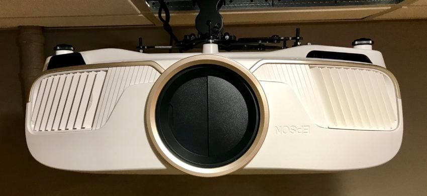 The Epson 5040UB projector is an excellent way to upgrade movies and games.