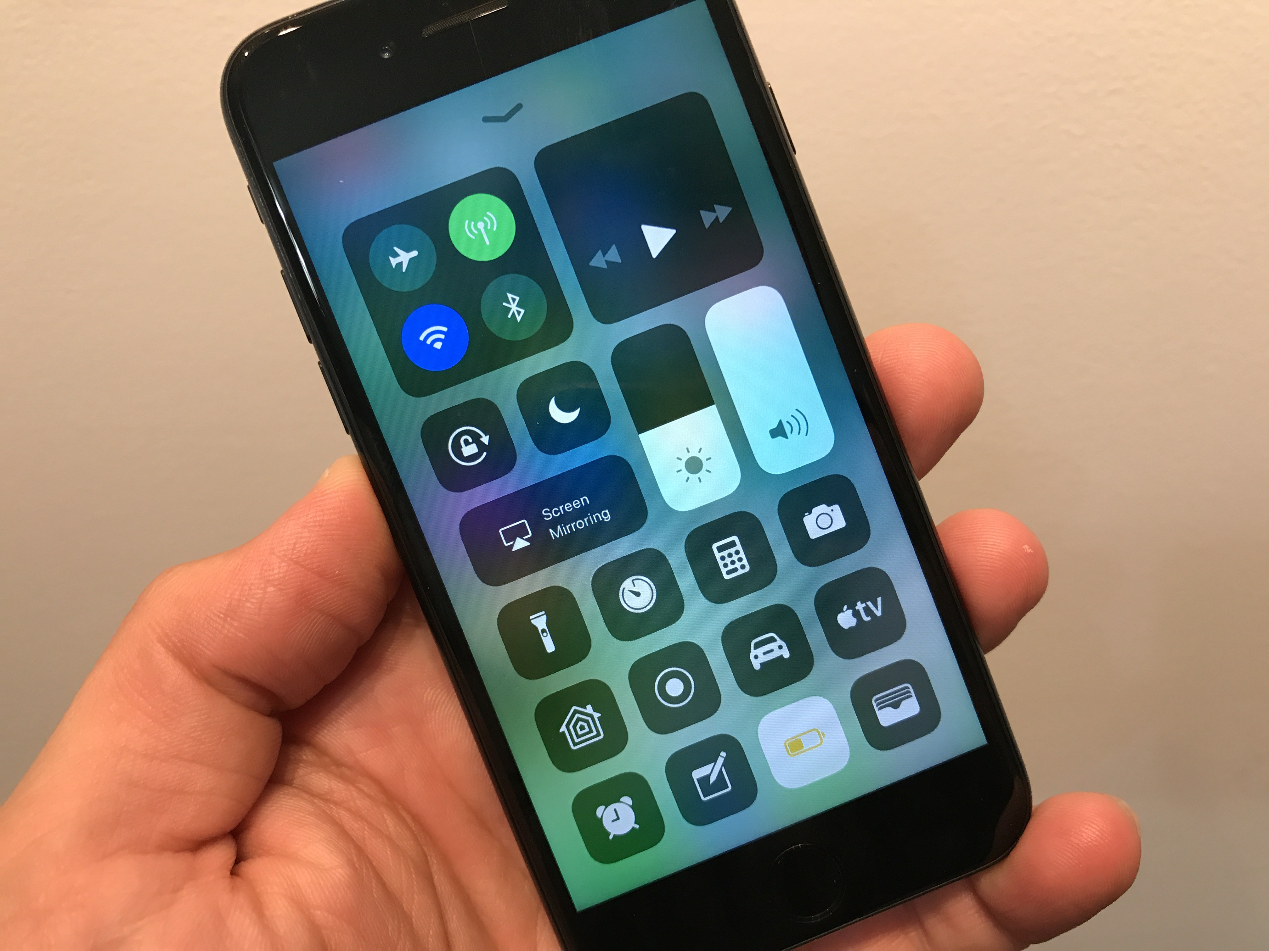 What you need to know about iOS 11 performance and whether or not it will leave you with a slow iPhone.
