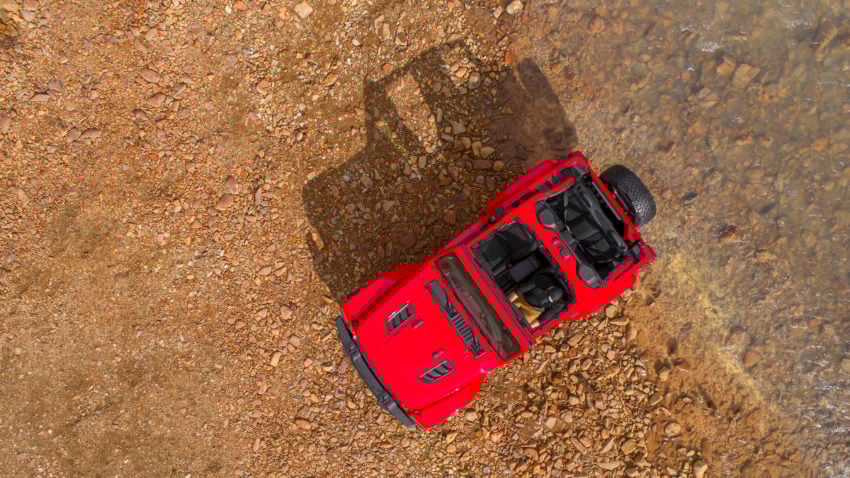You can still enjoy a lot of open air options in the 2018 Jeep Wrangler.