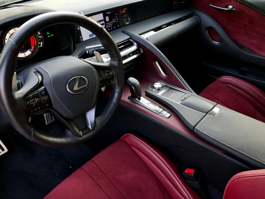 A luxurious upscale interior impresses in the LC 500.