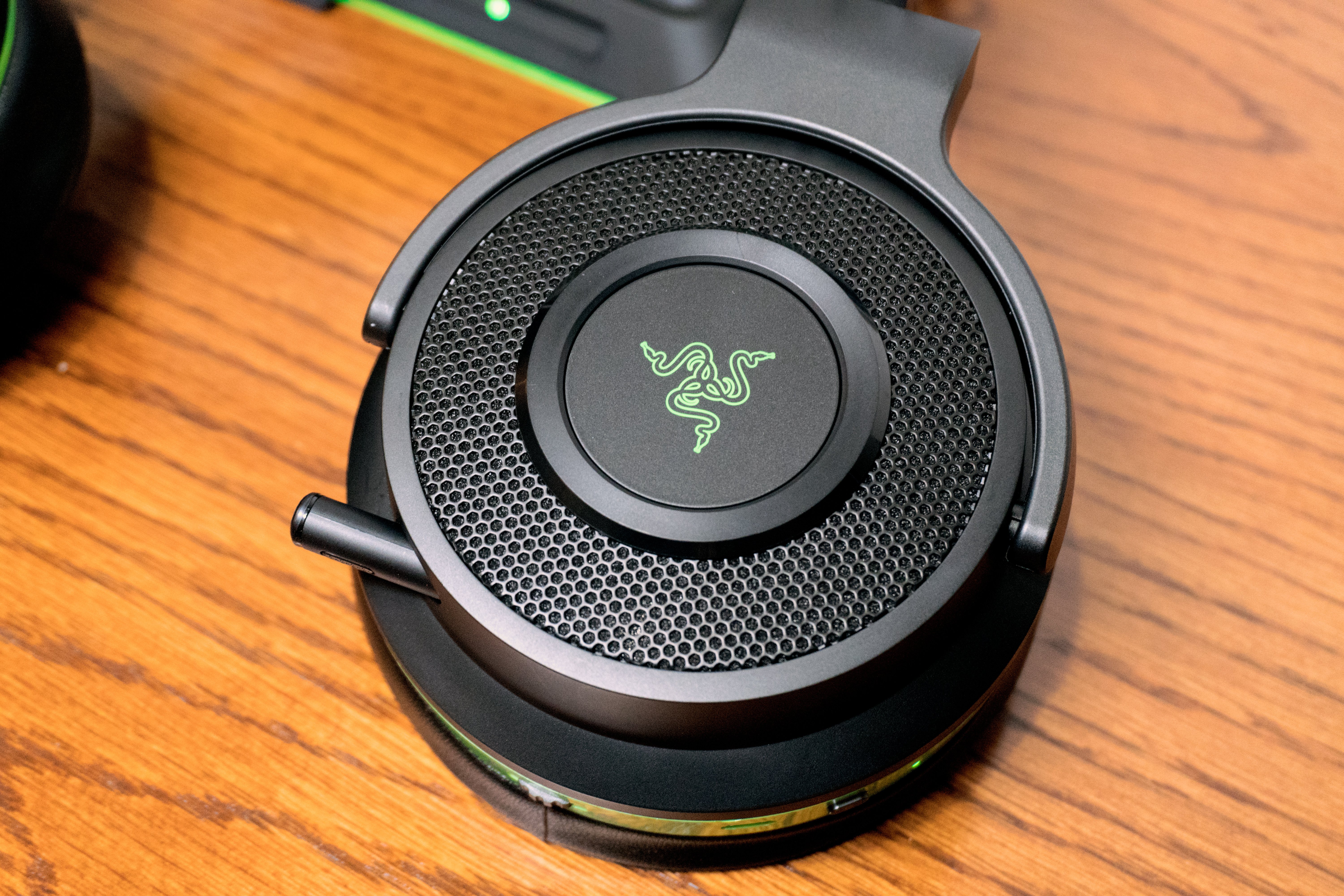 dok lip Conflict Razer Thresher Ultimate Review: The Best Wireless Gaming Headset