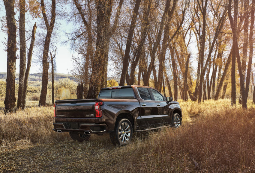 The all-new 2019 Silverado High Country is a luxury pickup with trim exclusive features. 