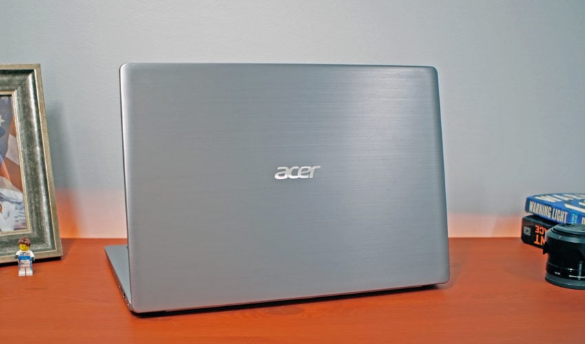 The aluminum design looks nice and the Swift 3 has good build quality.