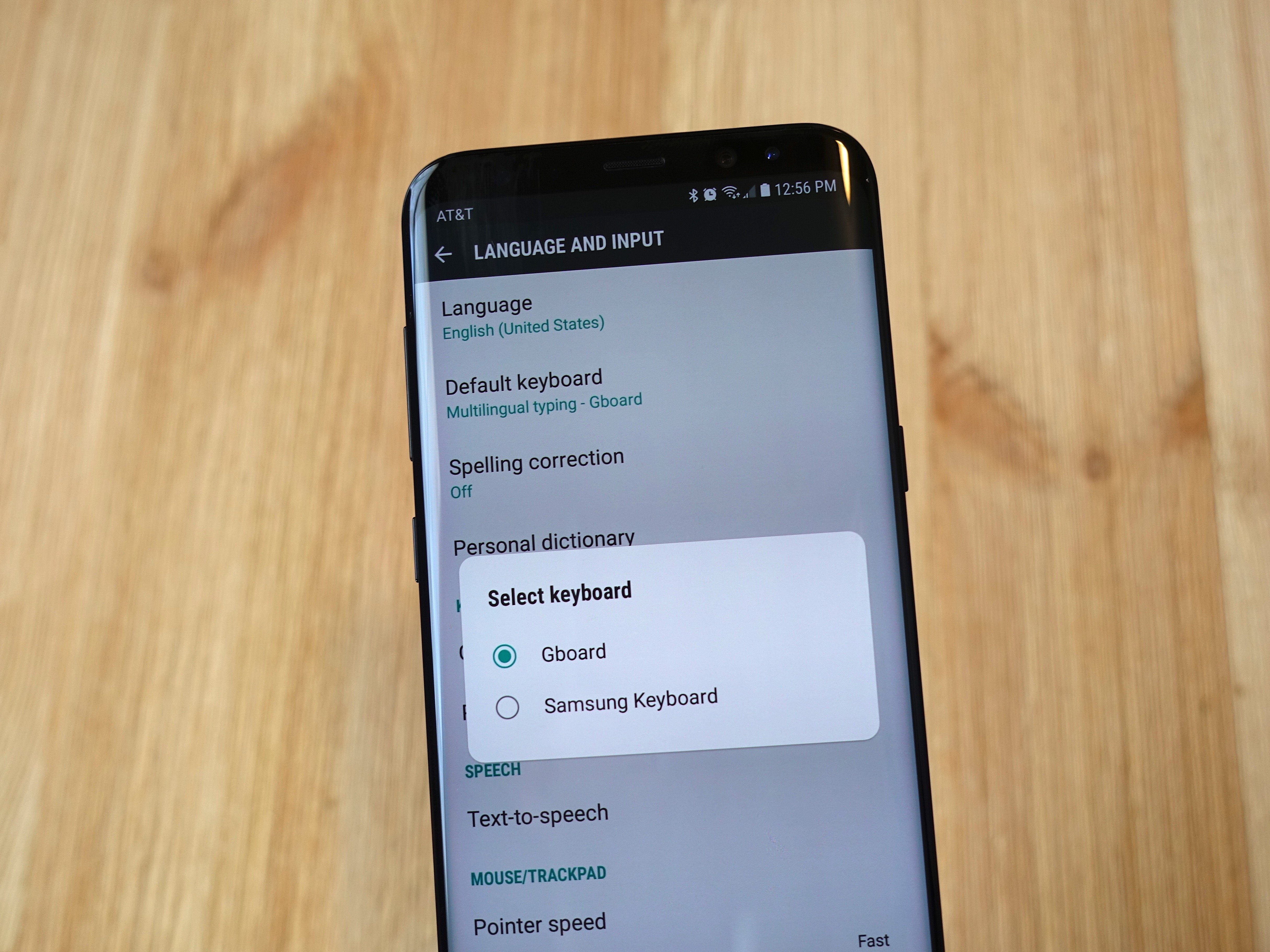 How to Change the Galaxy S9 Keyboard