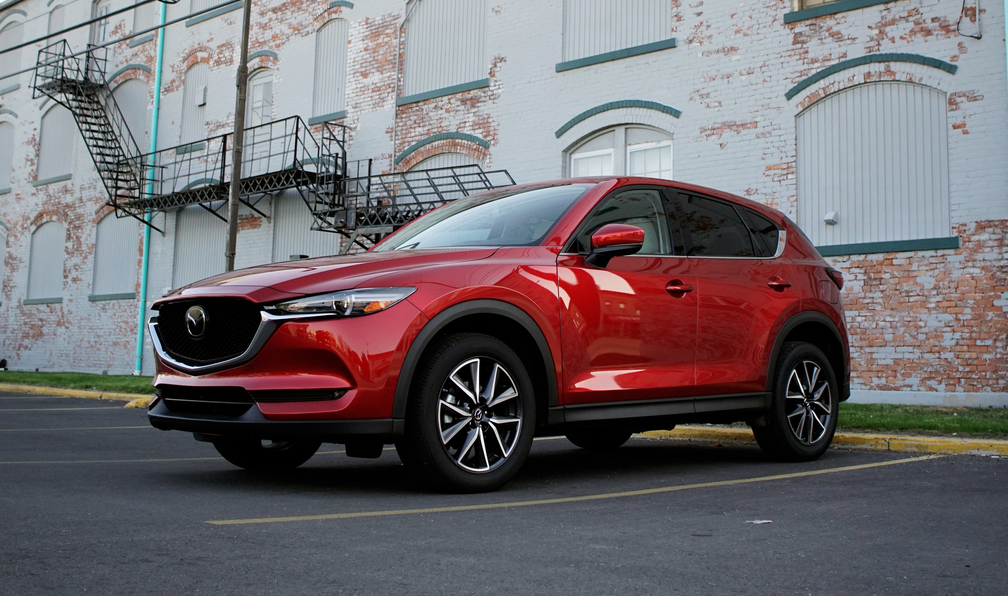 The 2018 CX-5 looks great on the outside as well.