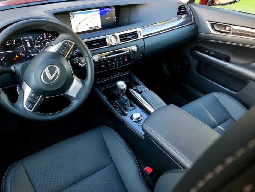 the 2018 Lexus GS 350 interior is spacious. 