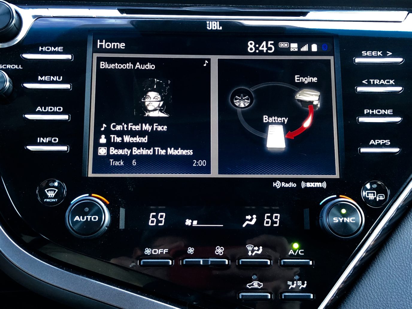 2018 Toyota Camry Hybrid Review
