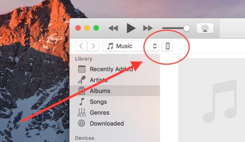 Choose your iPhone or iPad in iTunes. 
