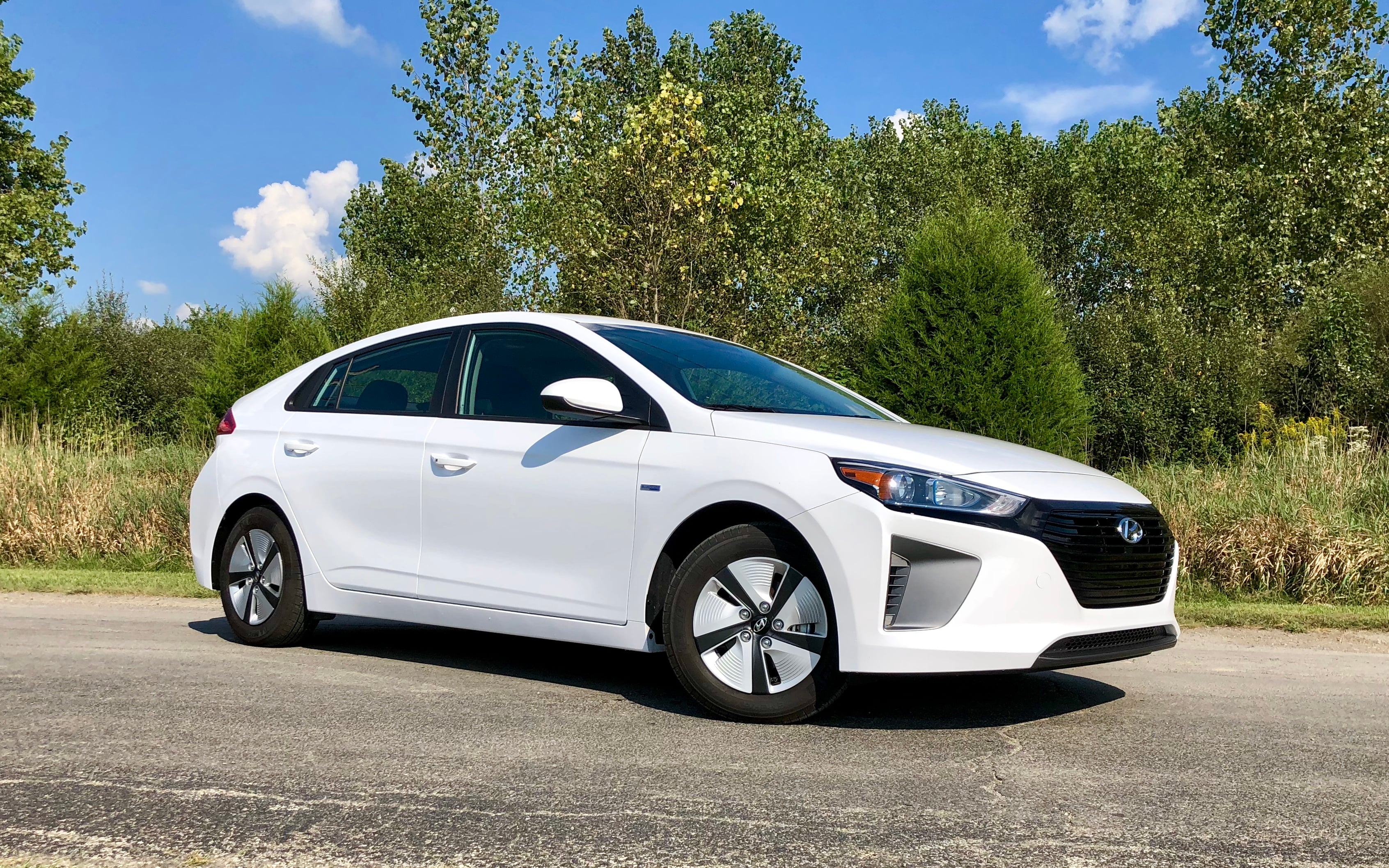 2018 Hyundai Ioniq Hybrid Review