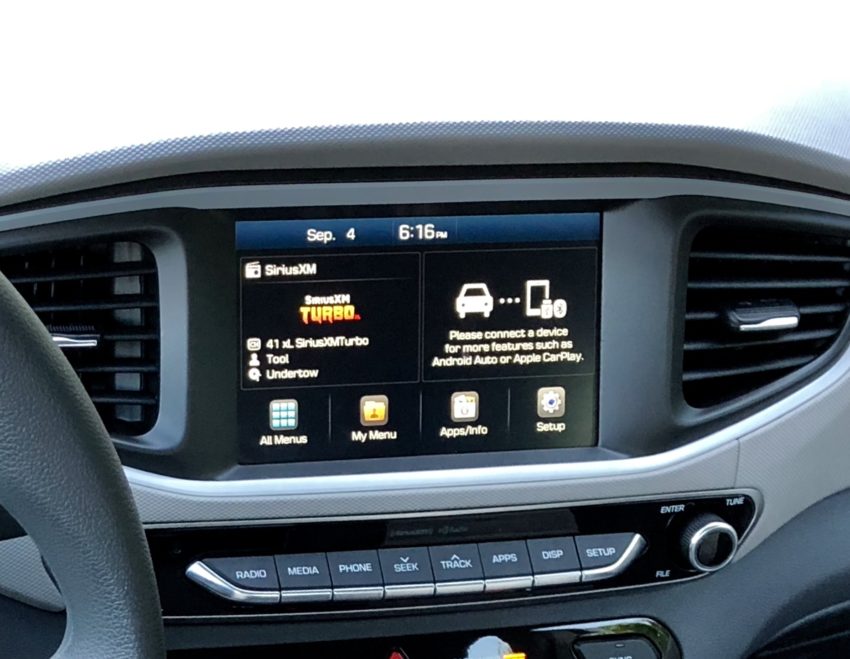 The infotainment system is easy to use and includes Android Auto and Apple CarPlay.