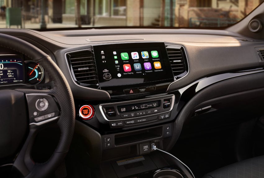 2019 Honda Passport tech includes Apple CarPlay and Android Auto support. 
