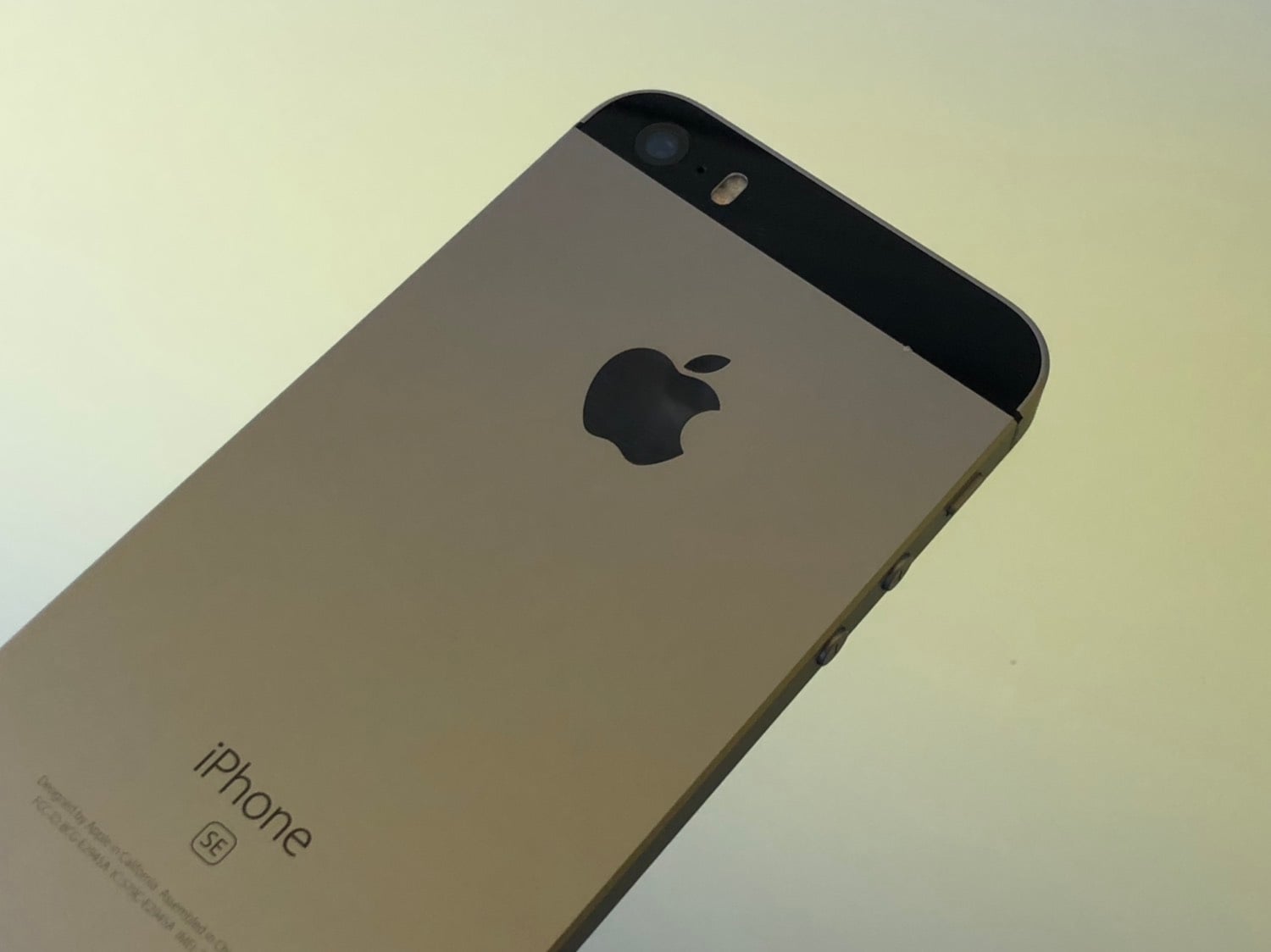 Save big with the Tracfone iPhone SE deal.