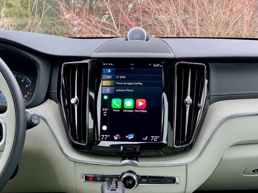 The Sensus system is good and supports Apple CarPlay and Android Auto.