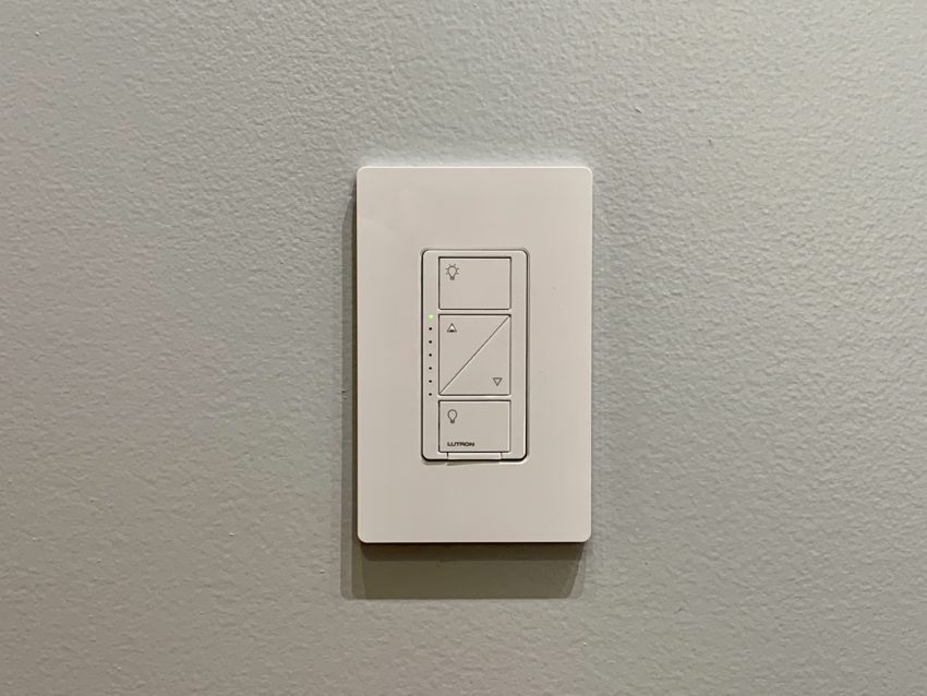 Agregue un interruptor de luz en cualquier lugar que desee con esta solución rápida.