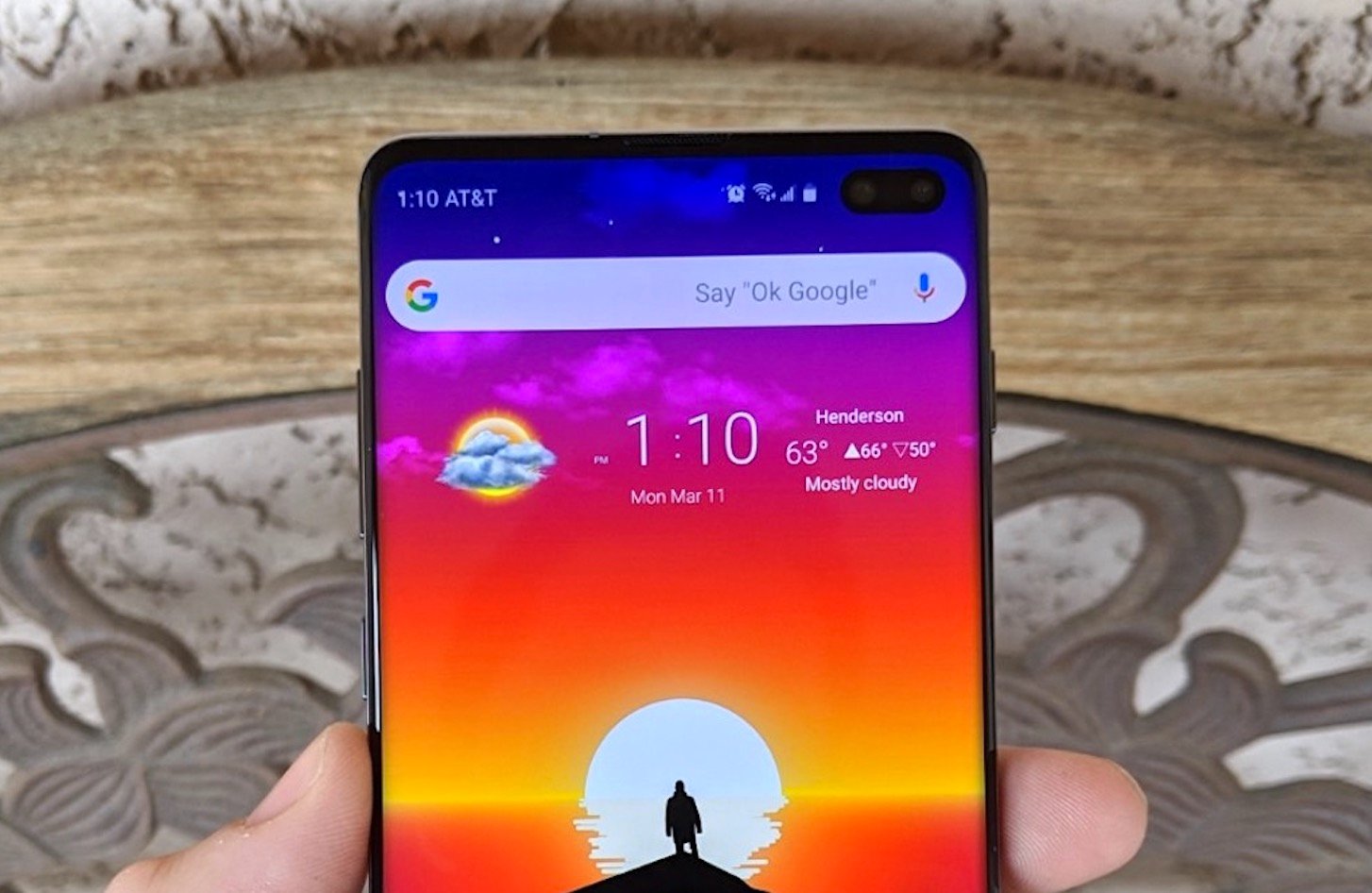 How to Customize the Galaxy S10 Notification Bar
