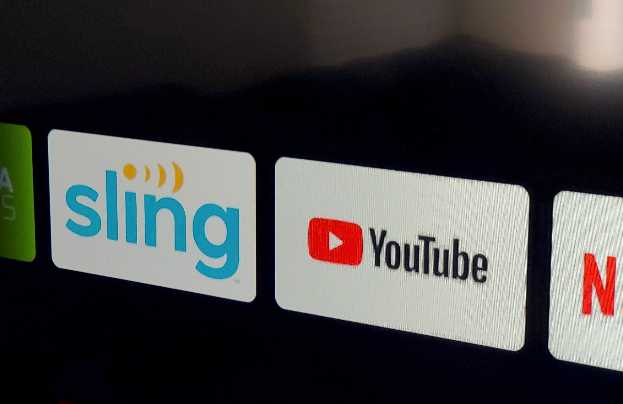 Sling TV vs YouTube TV Which Live TV Streaming is Best?
