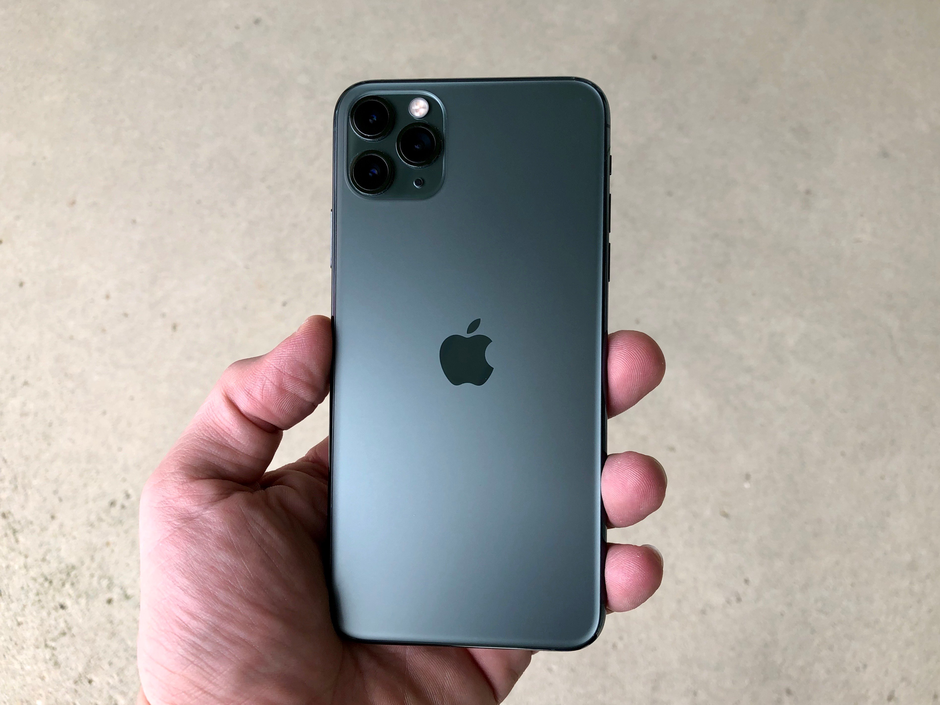 iOS 17.5.1: Is It Safe to Upgrade? - Vimarsana News