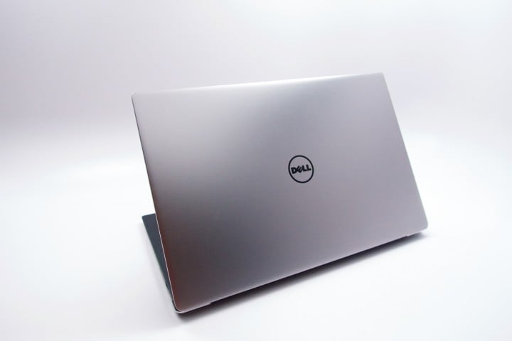 A slim and thin aluminum and carbon fiber design marry to form a beautiful notebook.