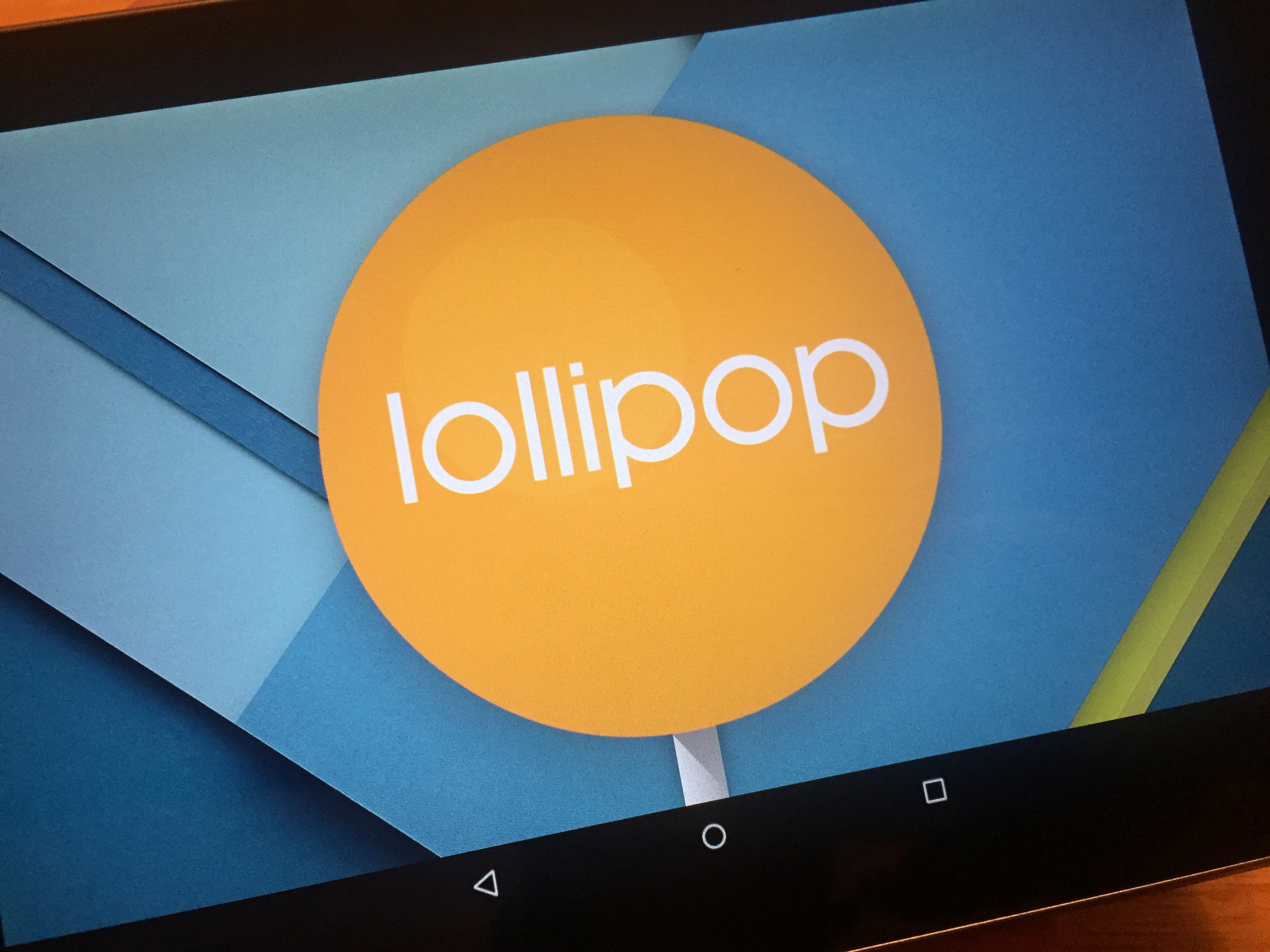 Here is our early Nexus 7 2012 Android 5.0.2 review.