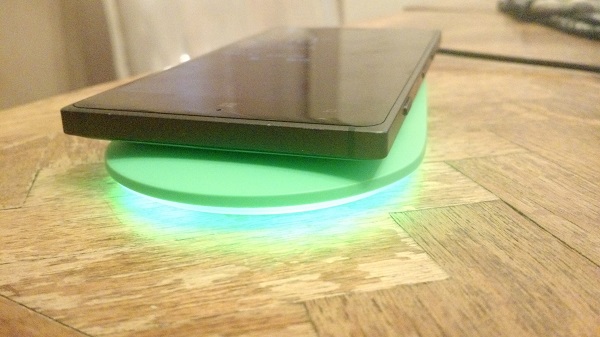Nokia Wireless Charging Plate DT-903 Review (2)