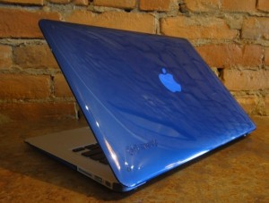 Speck-SeeThru-Case-MacBook-Air-Review07-600x455
