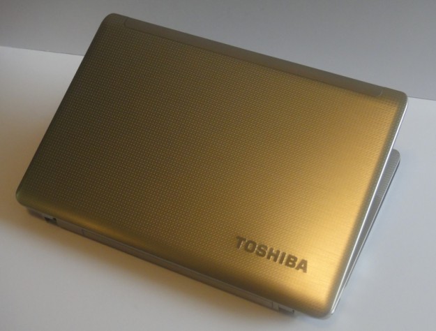Toshiba Satellite E305 Review