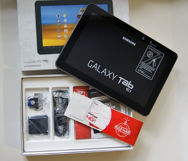 Verizon Wireless Samsung Galaxy Tab 10.1 - in the box