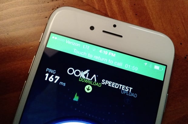 Use data and voice at the same time on the iPhone 6.