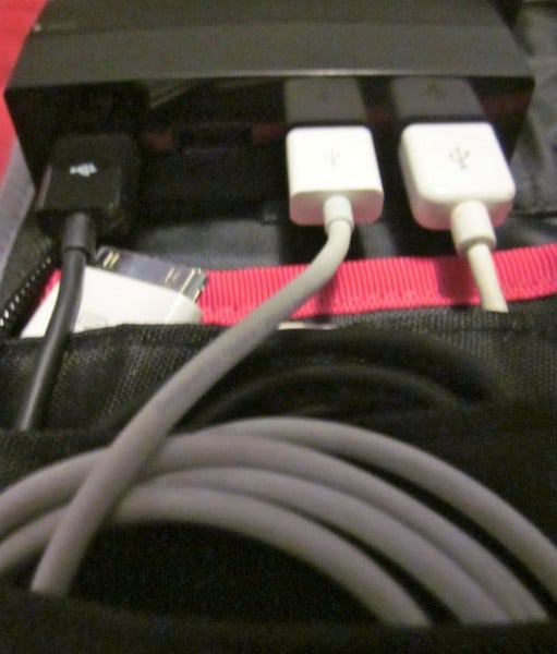 AViiQ Portable Charging Station USB cables plugged into hub