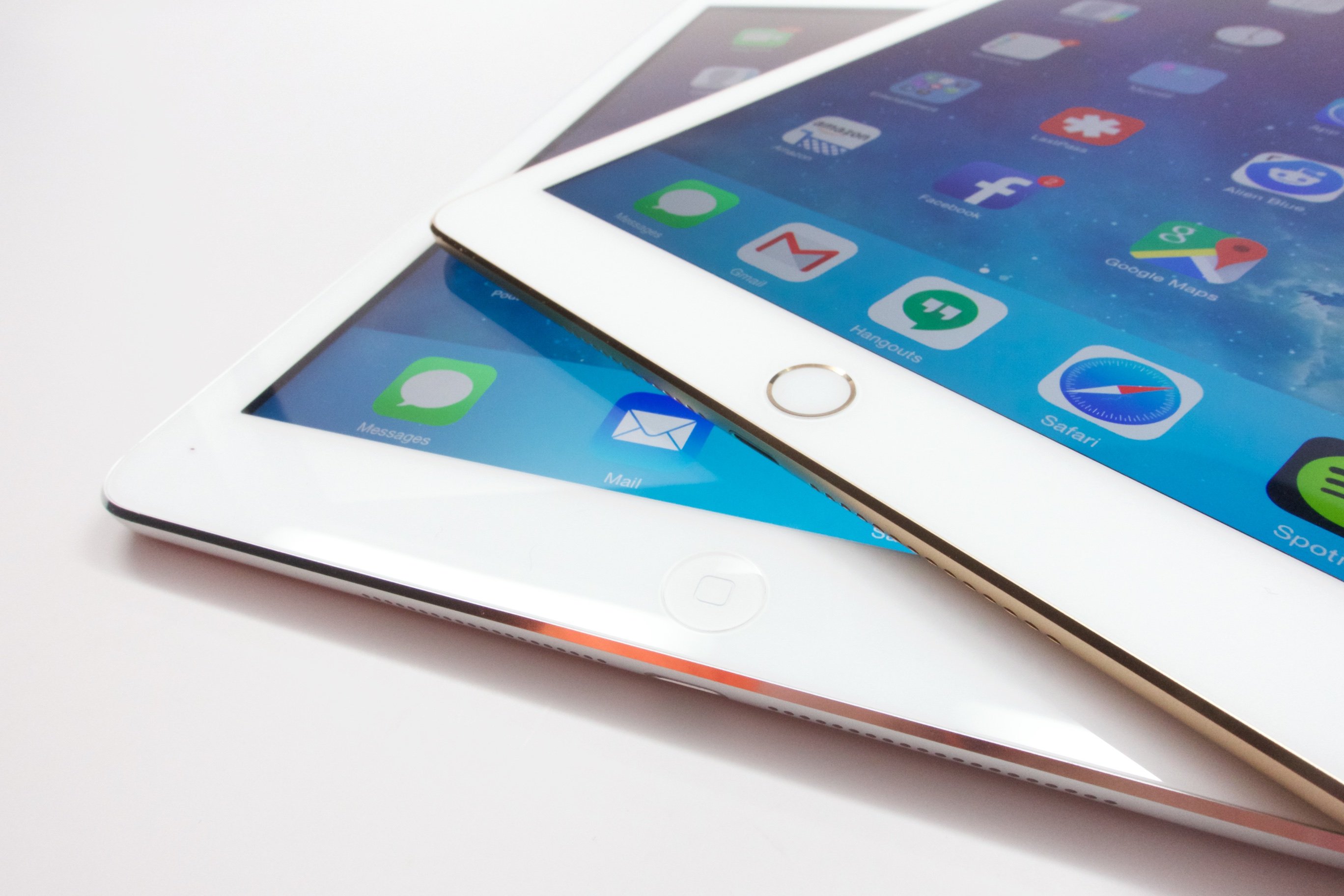 Touch ID is a small, but amazing feature on the iPad Air 2.