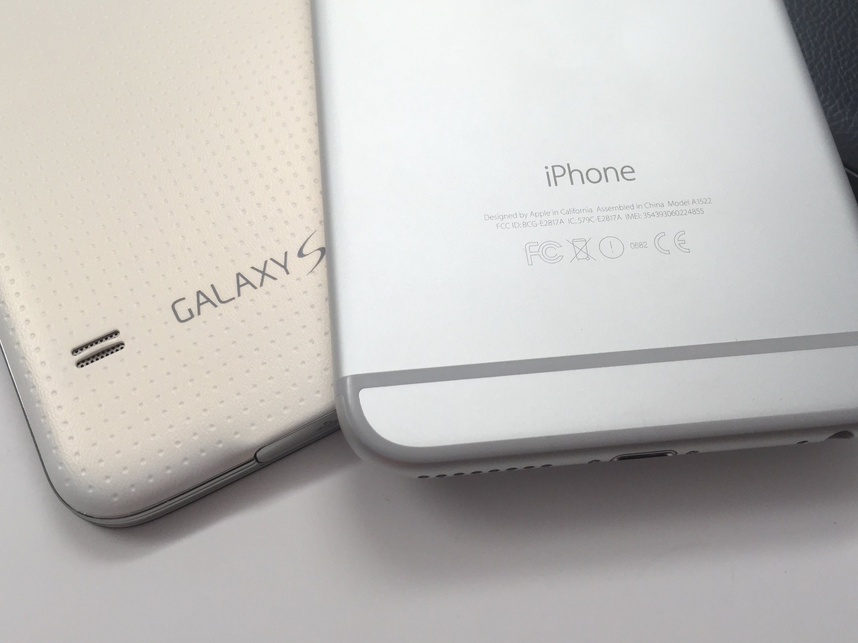 Take an early look at the iPhone 6 Plus and the Galaxy S6.
