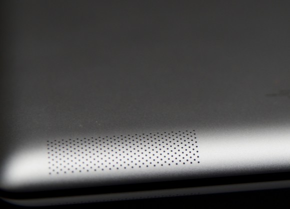iPad 2 Review Speaker Closeup