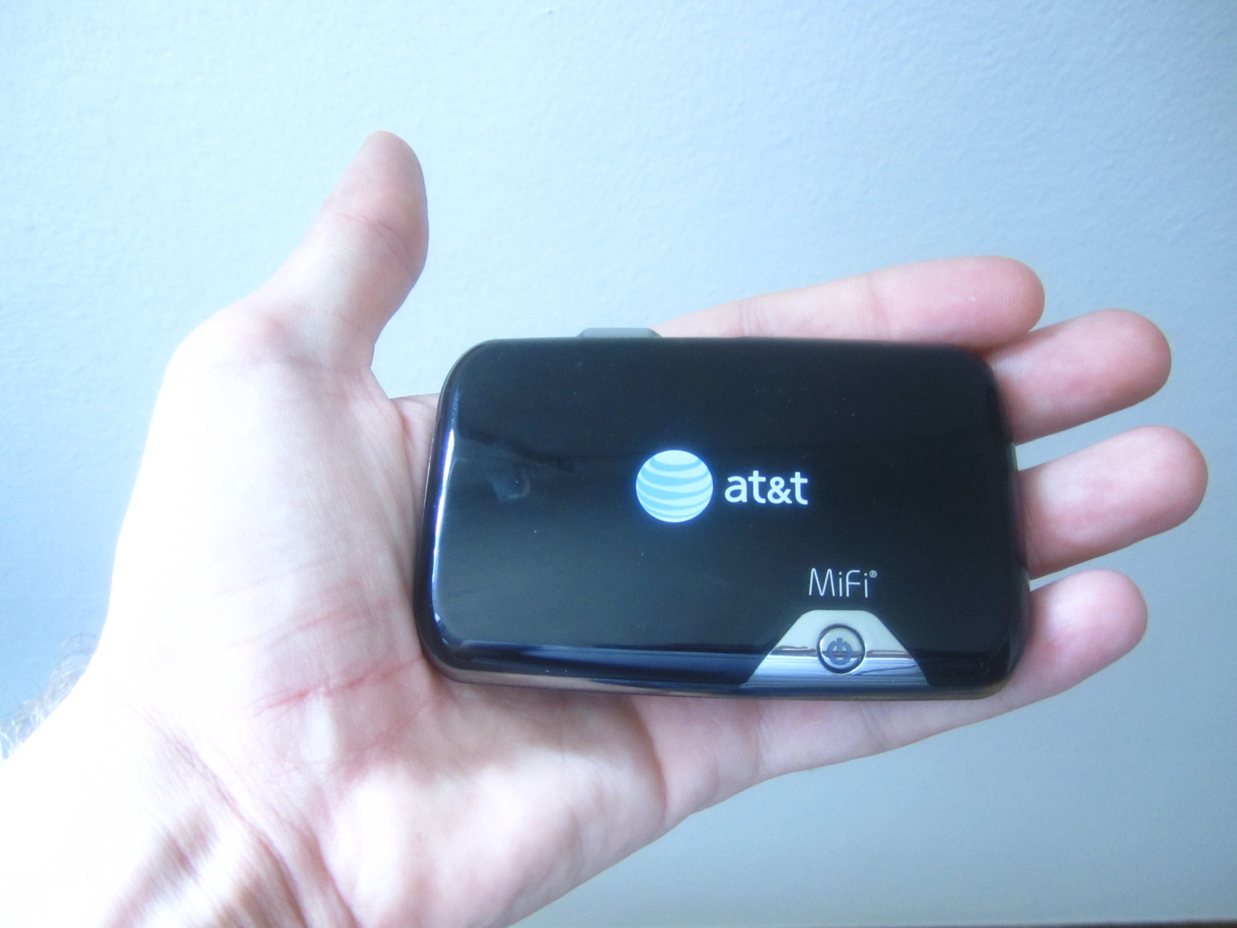 AT&T Novatel MiFi 2372 Mobile Hotspot DLNA Review
