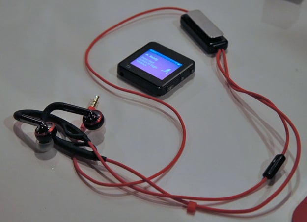 motoactv with wired headset