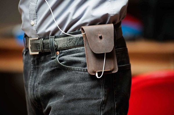 waterfield designs spinn case for iphone 6 plus with belt holder